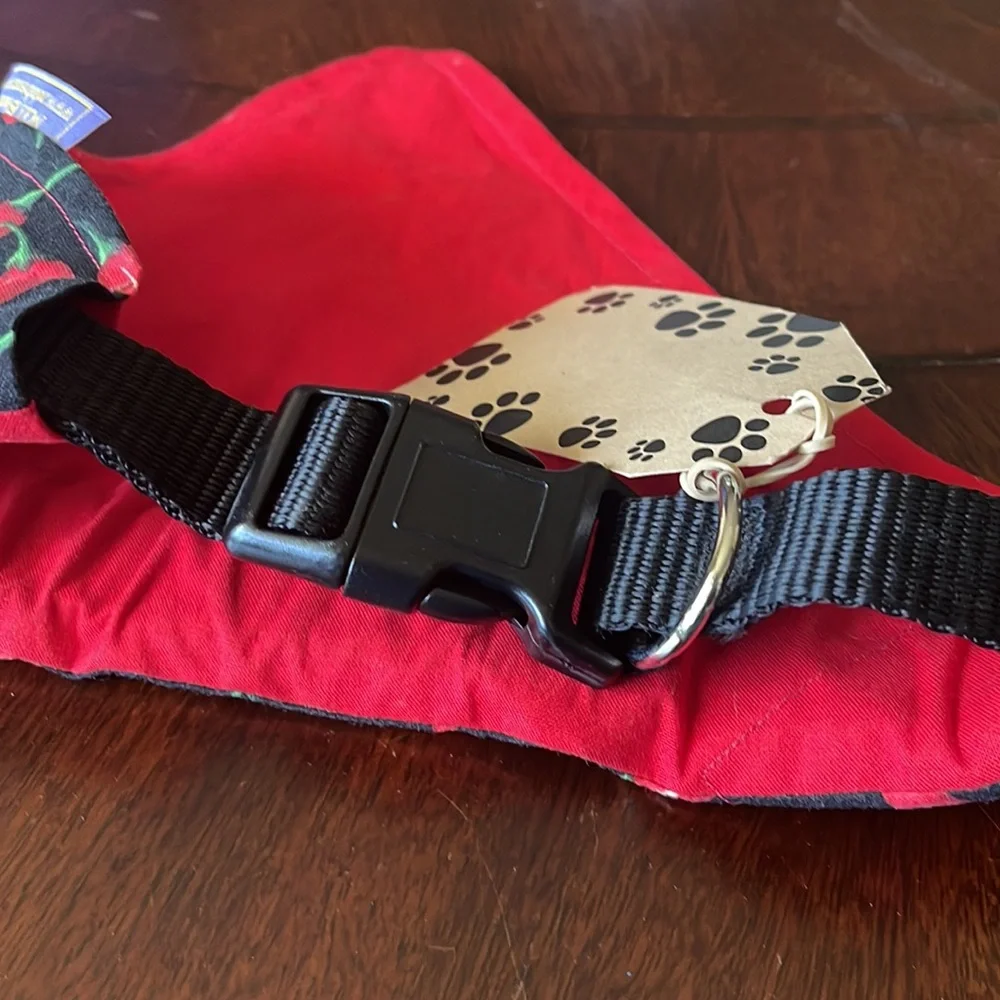 Pepper Doggone Bandana for Dog size large 18-24 inches